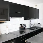 Apartament Charmant Appartement Strasbourg *